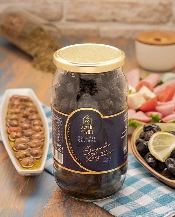 Edremit Çevirme Siyah Zeytin 1080 g Kavanoz