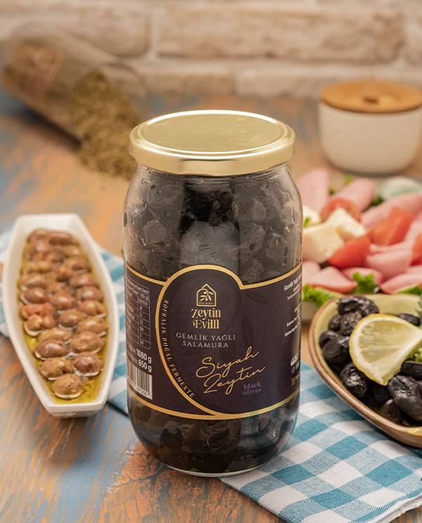 Gemlik Yağlı Salamura Siyah Zeytin 1080 g Kavanoz